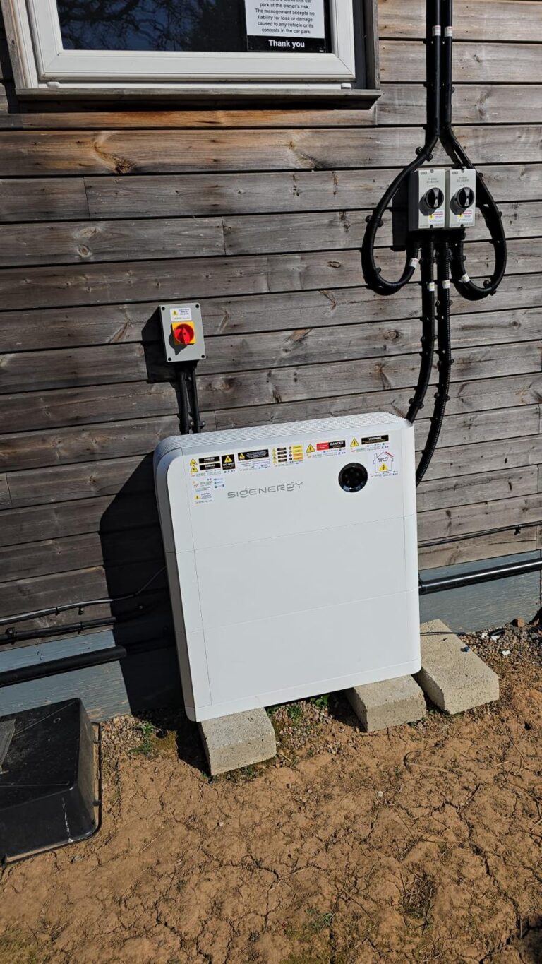 SigEnergy 10kW hybrid inverter installed at Alveley Cricket Club